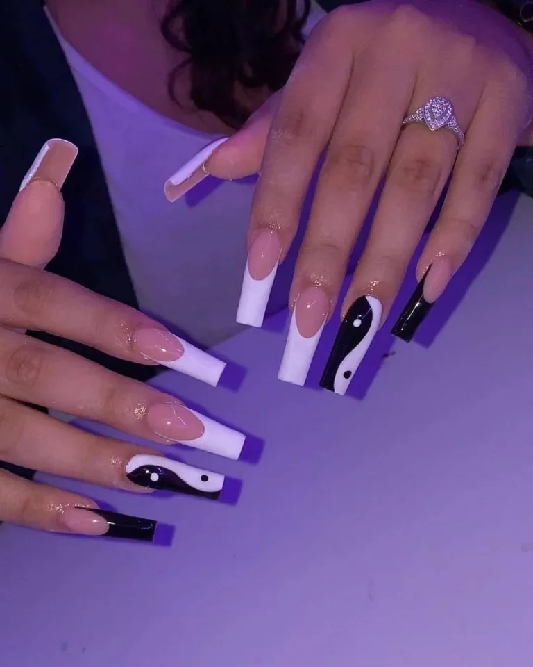black nail designs 2022