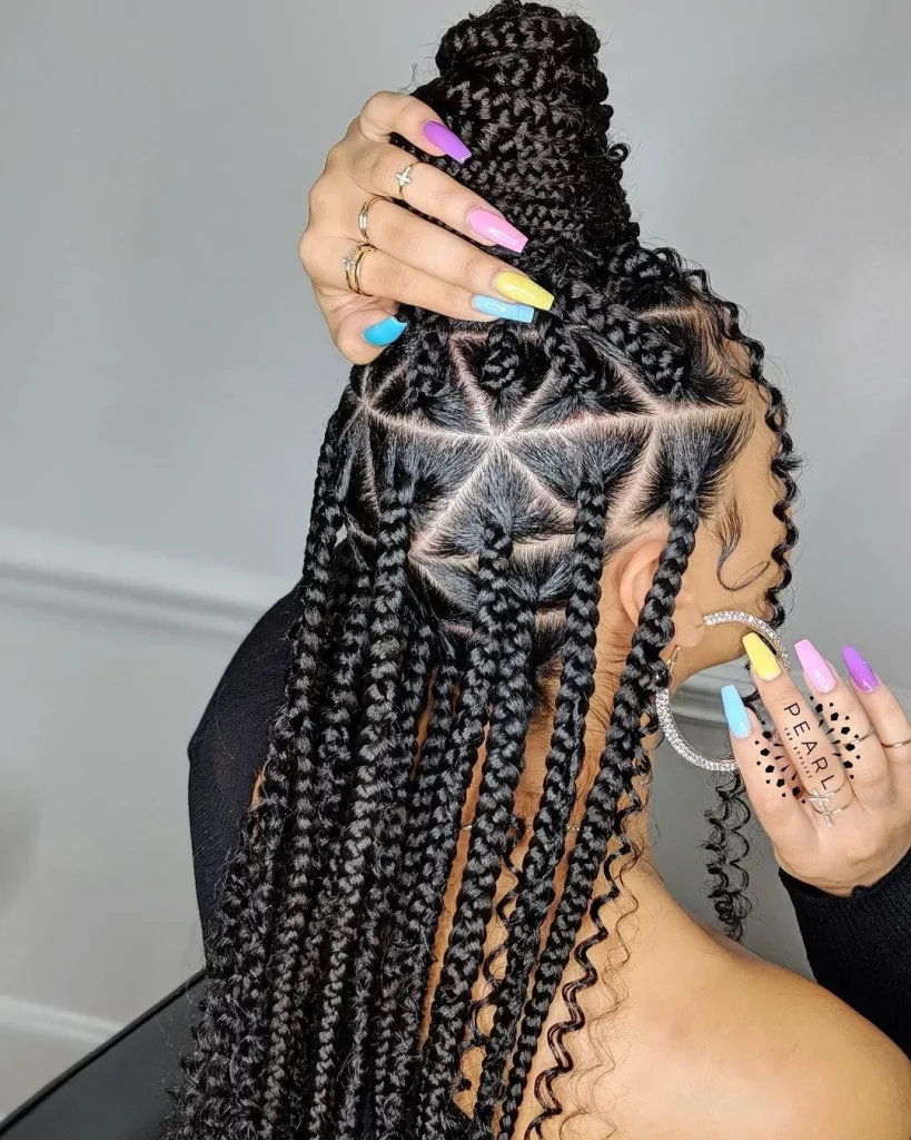 triangle box braids hairstyles 2023